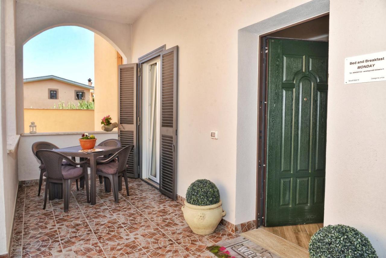 B&B Monday Fiumicino Exteriér fotografie